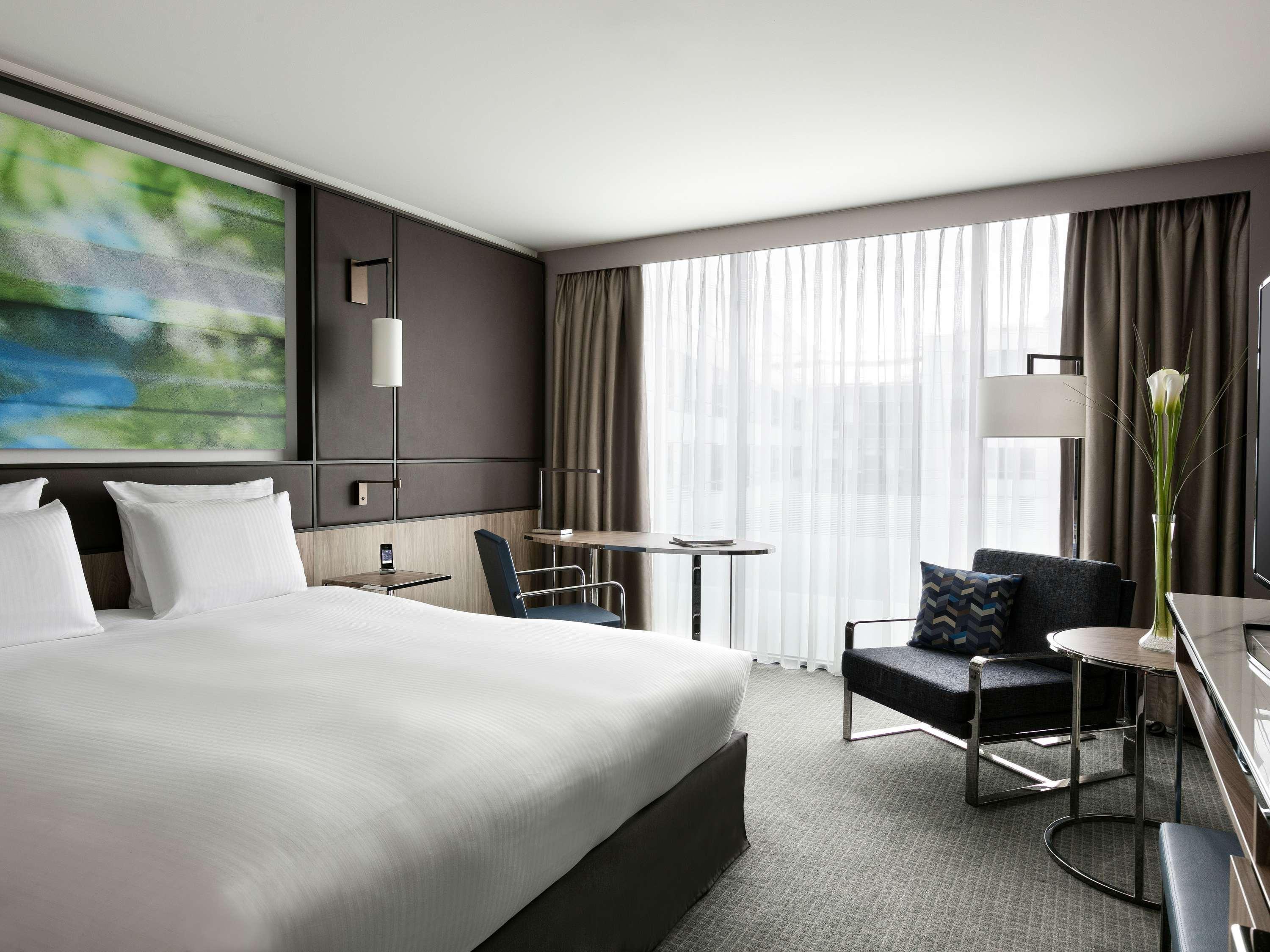 CONNECTING, PREMIUM, SUPERIOR, FAMILY, 3 DOUBLE BEDS