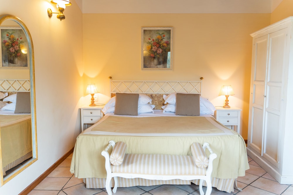 Classic, Double Bed, Patio, Attic