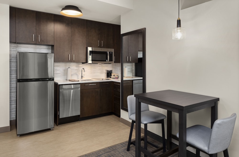 Residence Inn by Marriott East Peoria 28/36