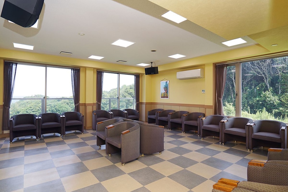 Tobi Hostel And Apartments 15/23