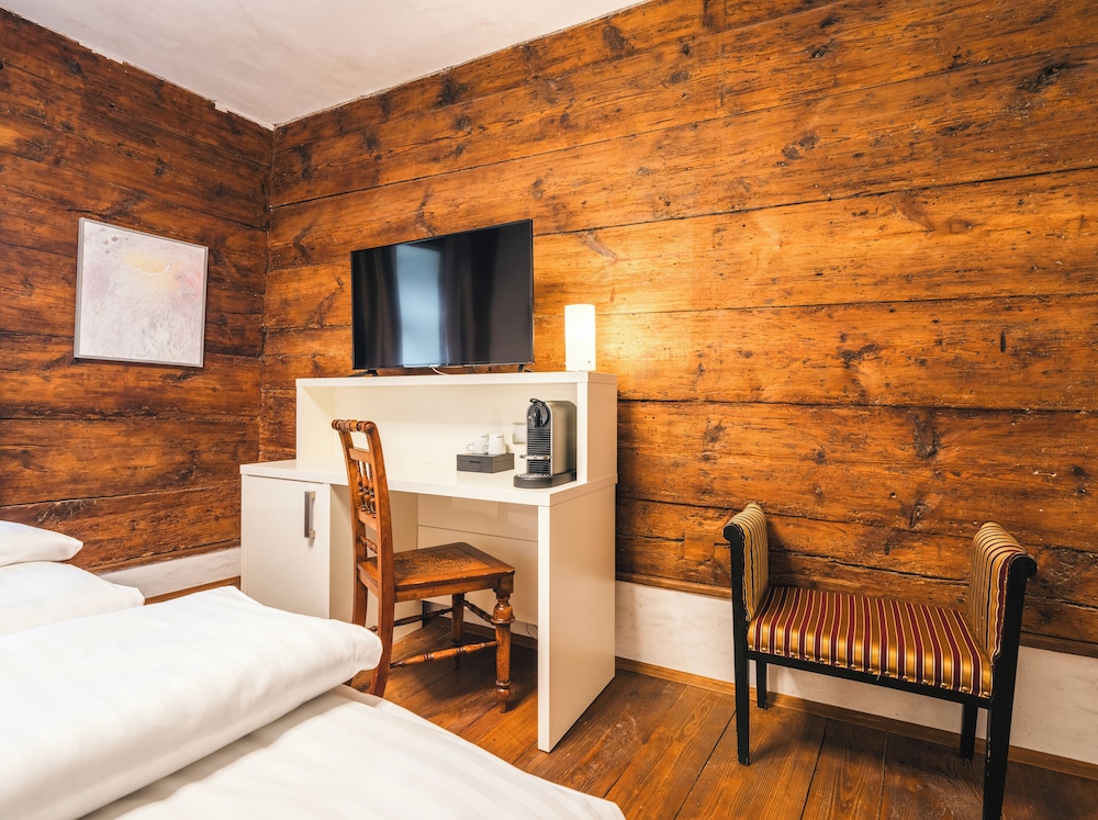 Hotel Latran 30/52