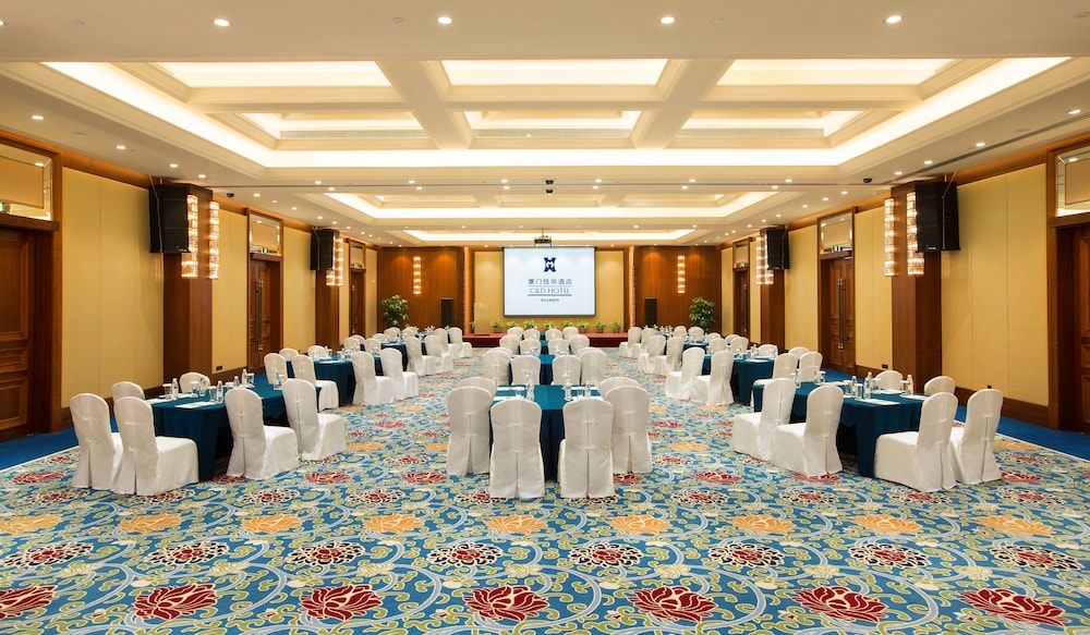 C D Hotel Xiamen 38/50