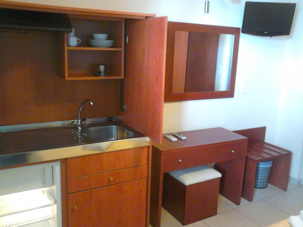 Frini Hotel 34/34