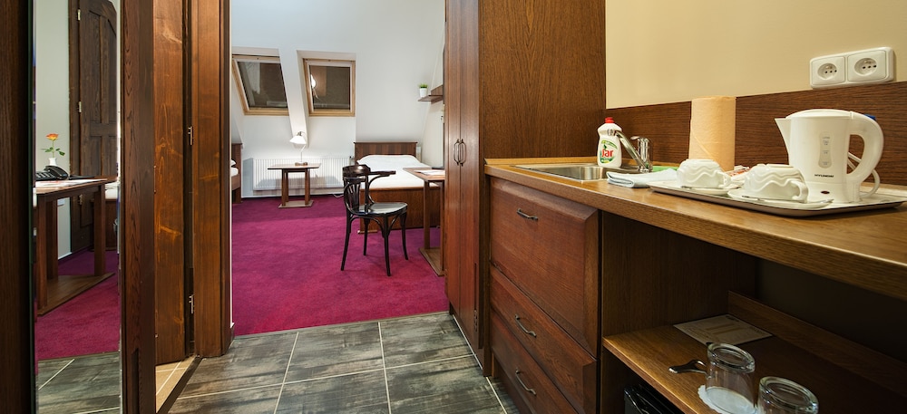 Brioni Boutique Hotel 73/75