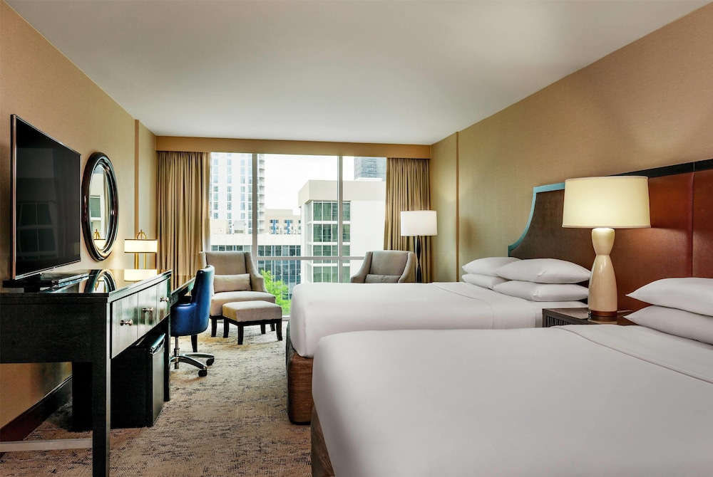 ROOM, 2 DOUBLE BEDS