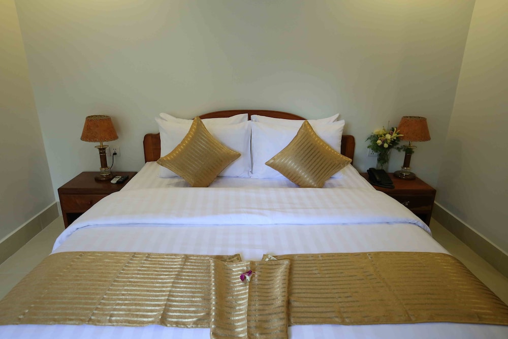 Holy Angkor Hotel 45/65