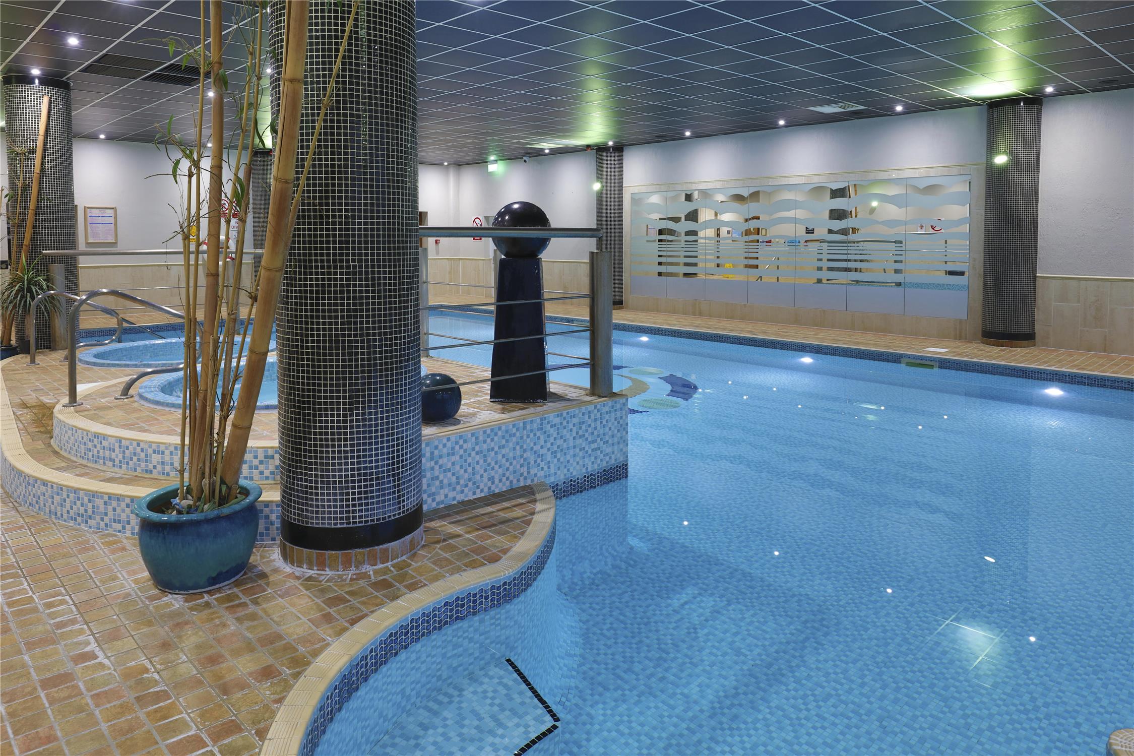 Best Western Premier Suites Hotel & Spa Liverpool-Knowsley 4/16