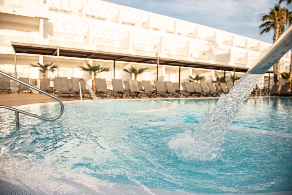 Aequora Lanzarote Suites 40/67