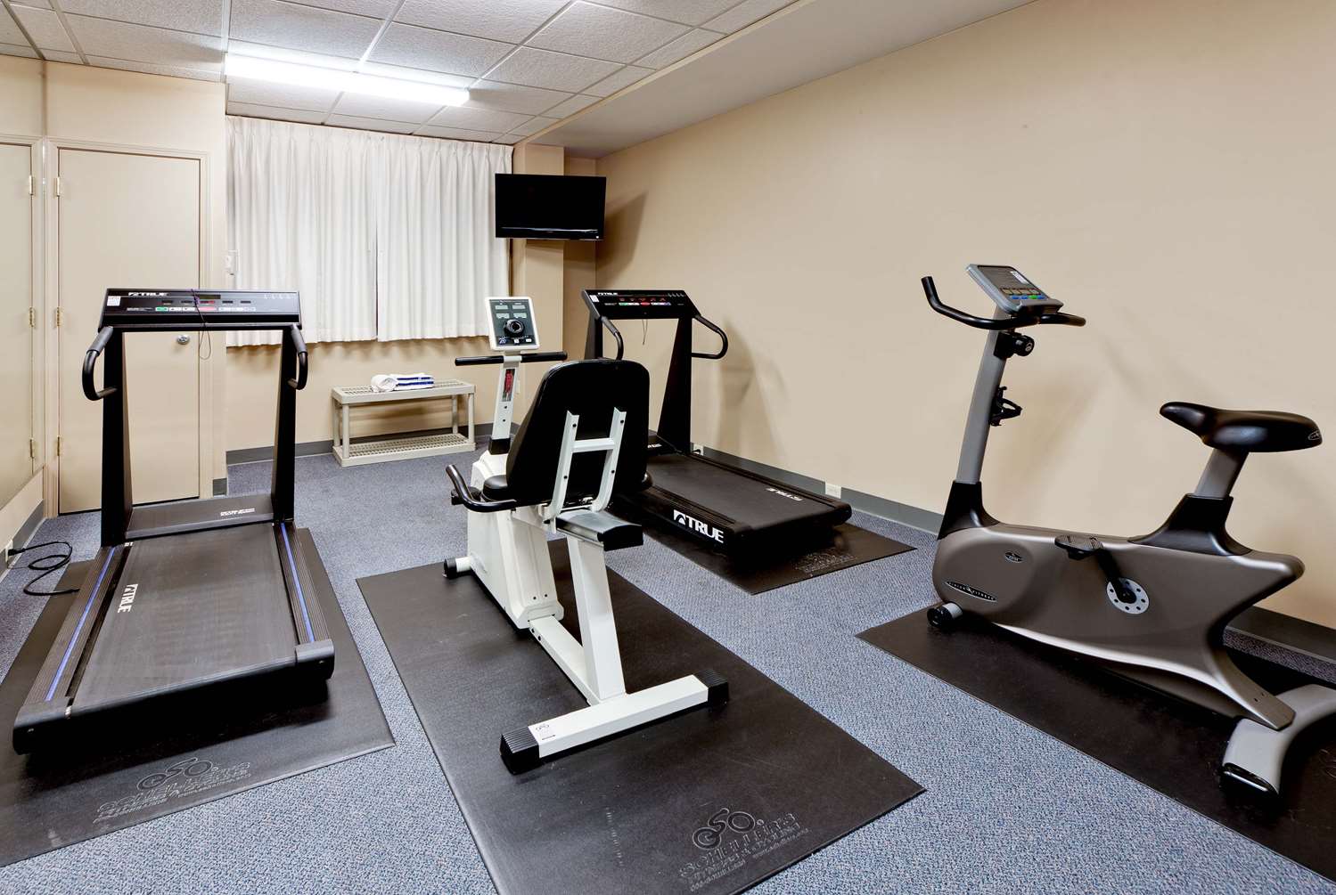 Hawthorn Suites By Wyndham Louisville East 11/25