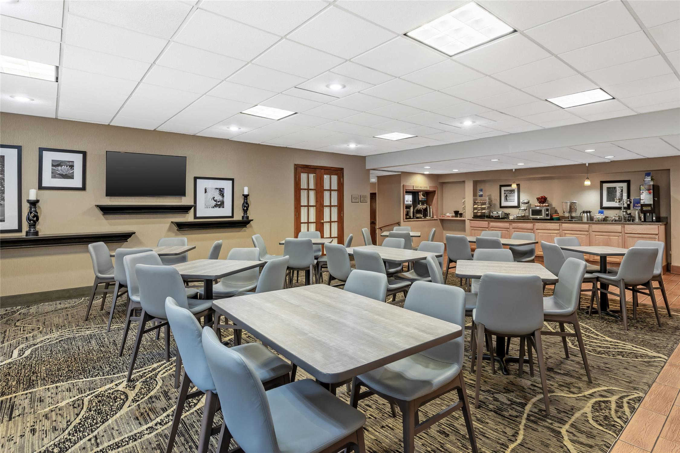 Best Western Holiday Lodge 34/42