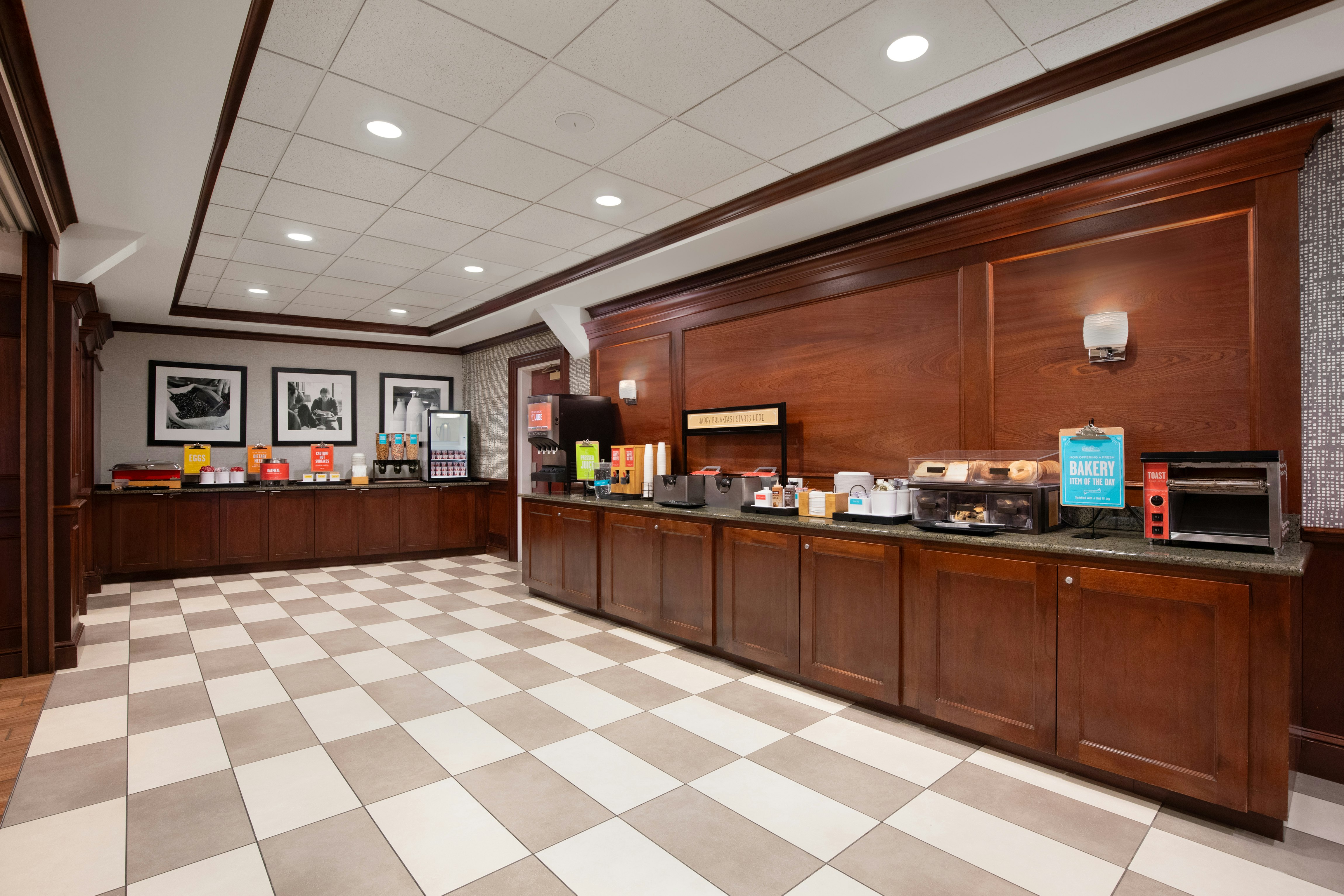 Hampton Inn Brookhaven Long Island 6/63