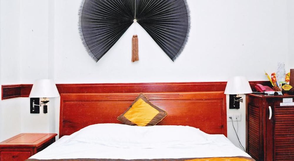 Hoang Thanh Thuy Hotel 1 20/77