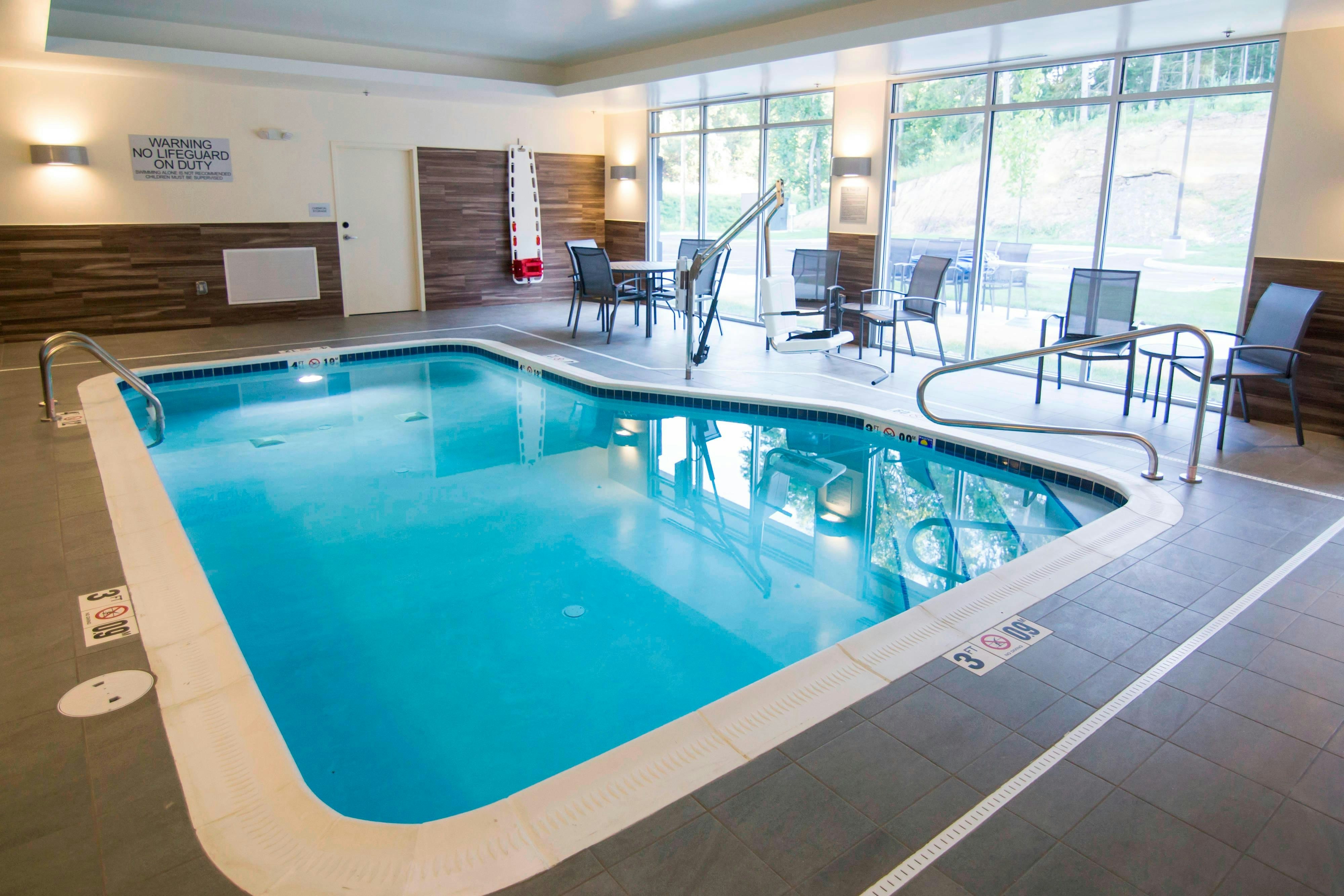 Fairfield Inn Suites Cambridge 26/42