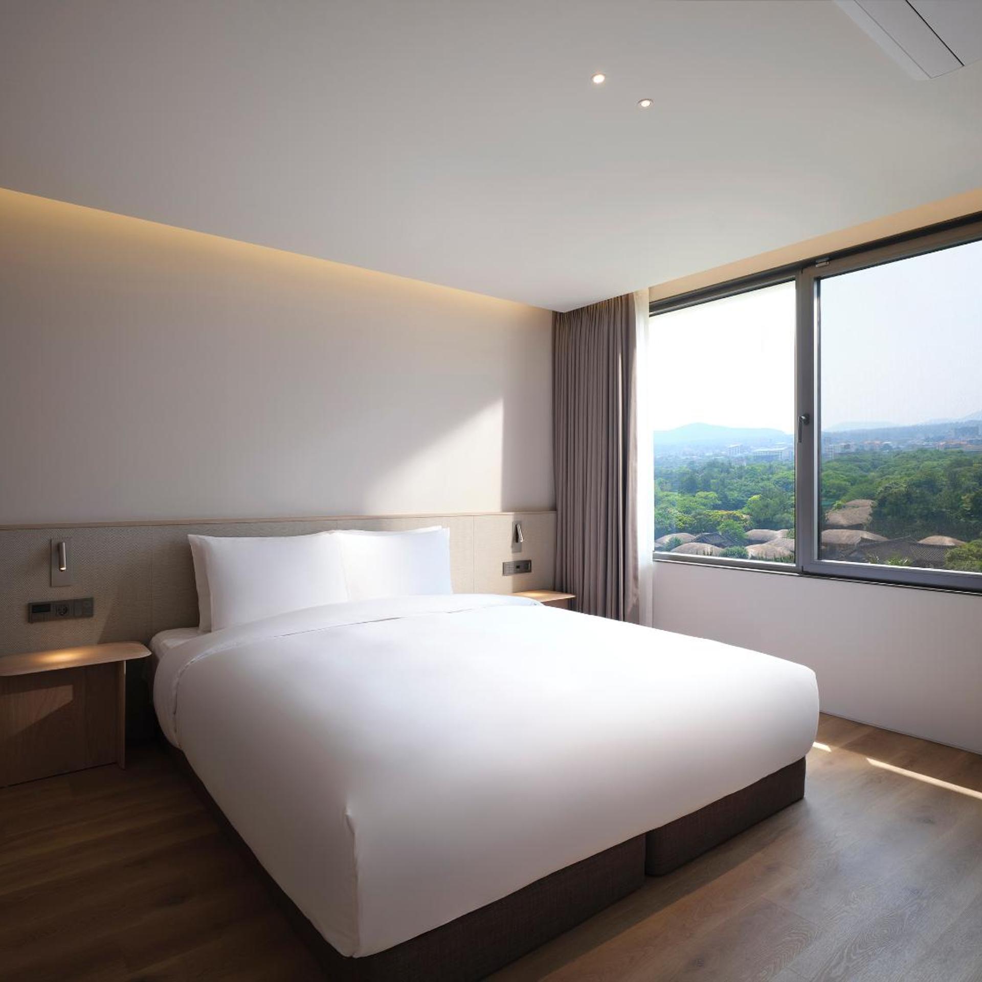 Village, Resort, Classic, Suite, Twin Beds