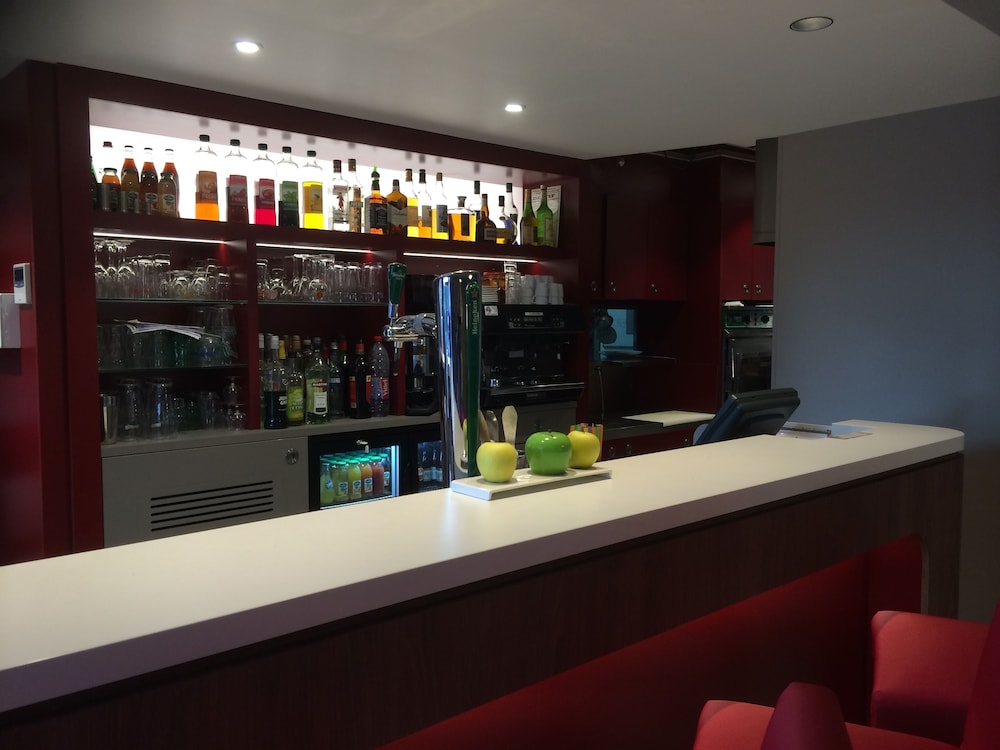 Hotel Campanile Reims Sud Bezannes 38/43