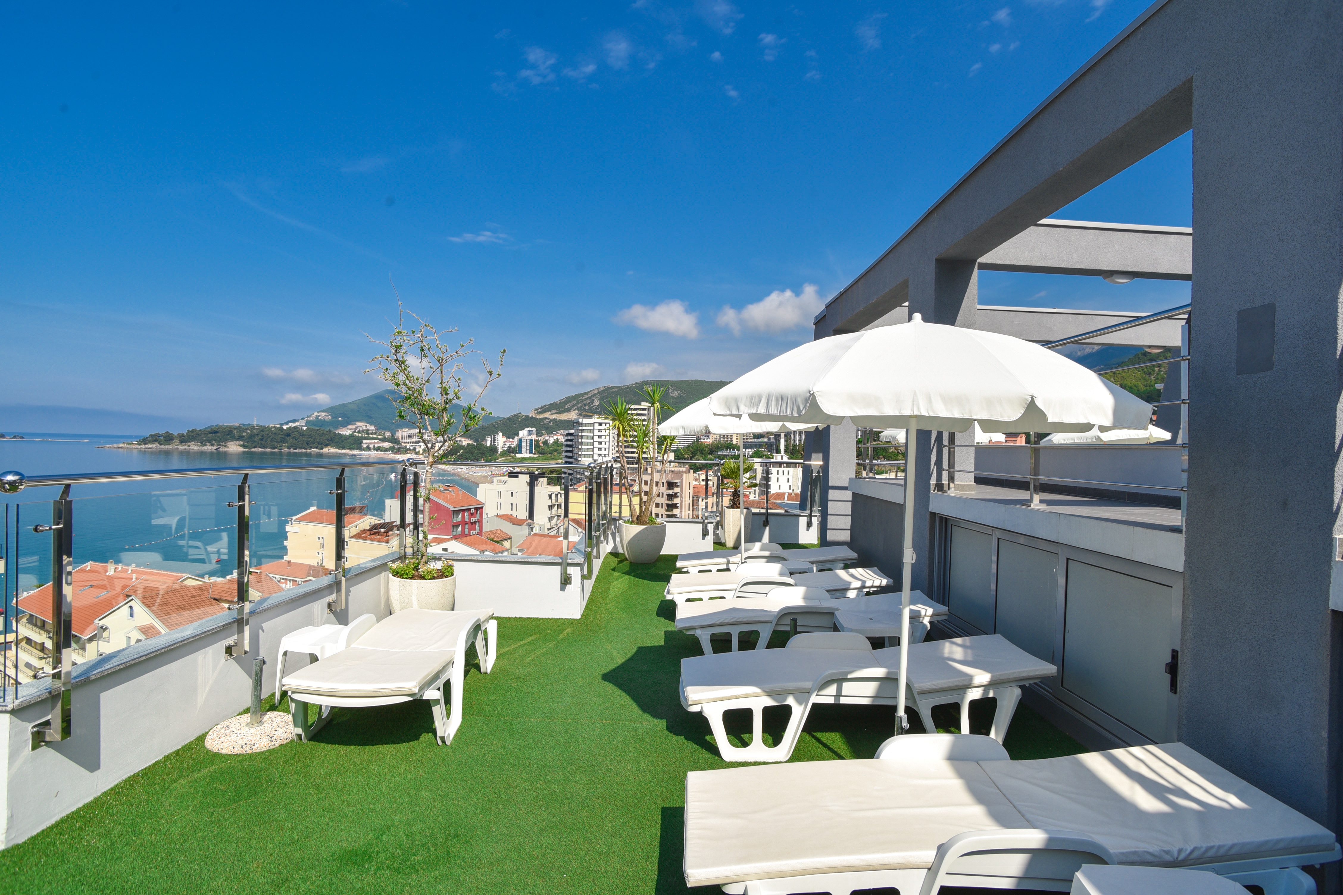 Hotel La Mer 59/65