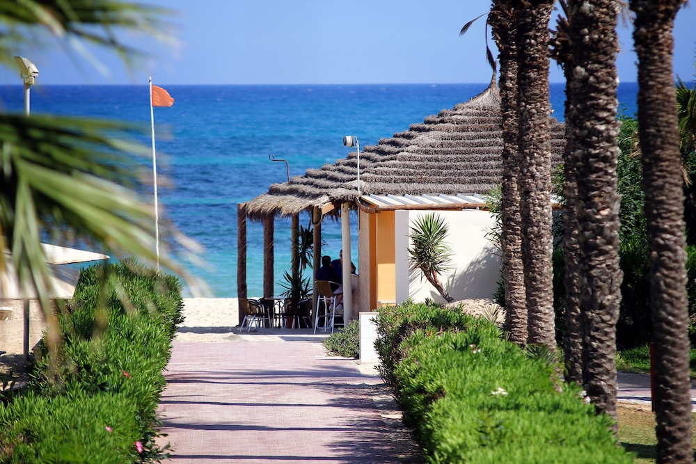 Calimera Delfino Beach Resort and Spa 51/60