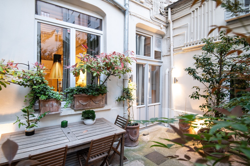 Mhl - Maison Hotel Lyon 30/50
