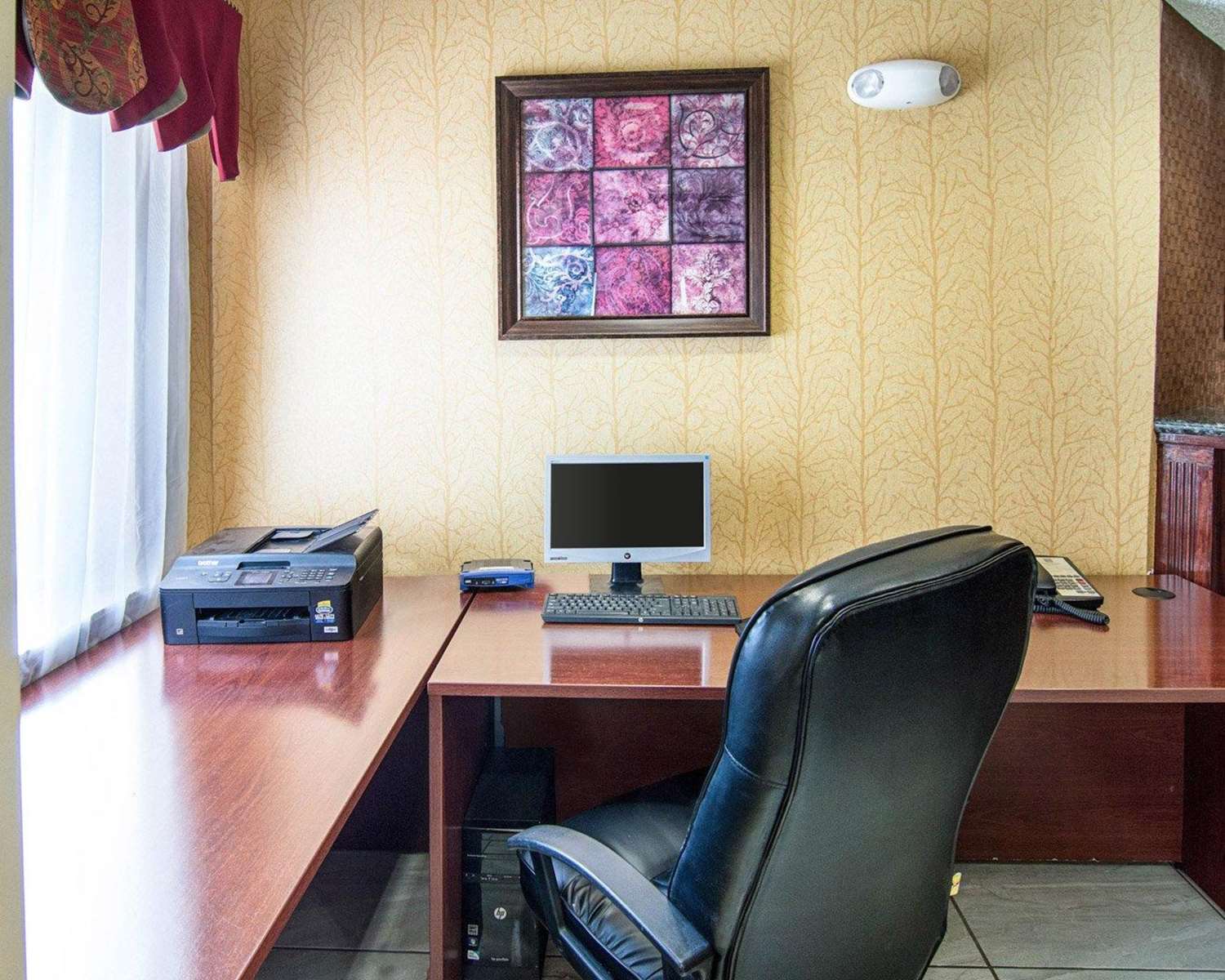 Quality Inn Midland TX 21/24