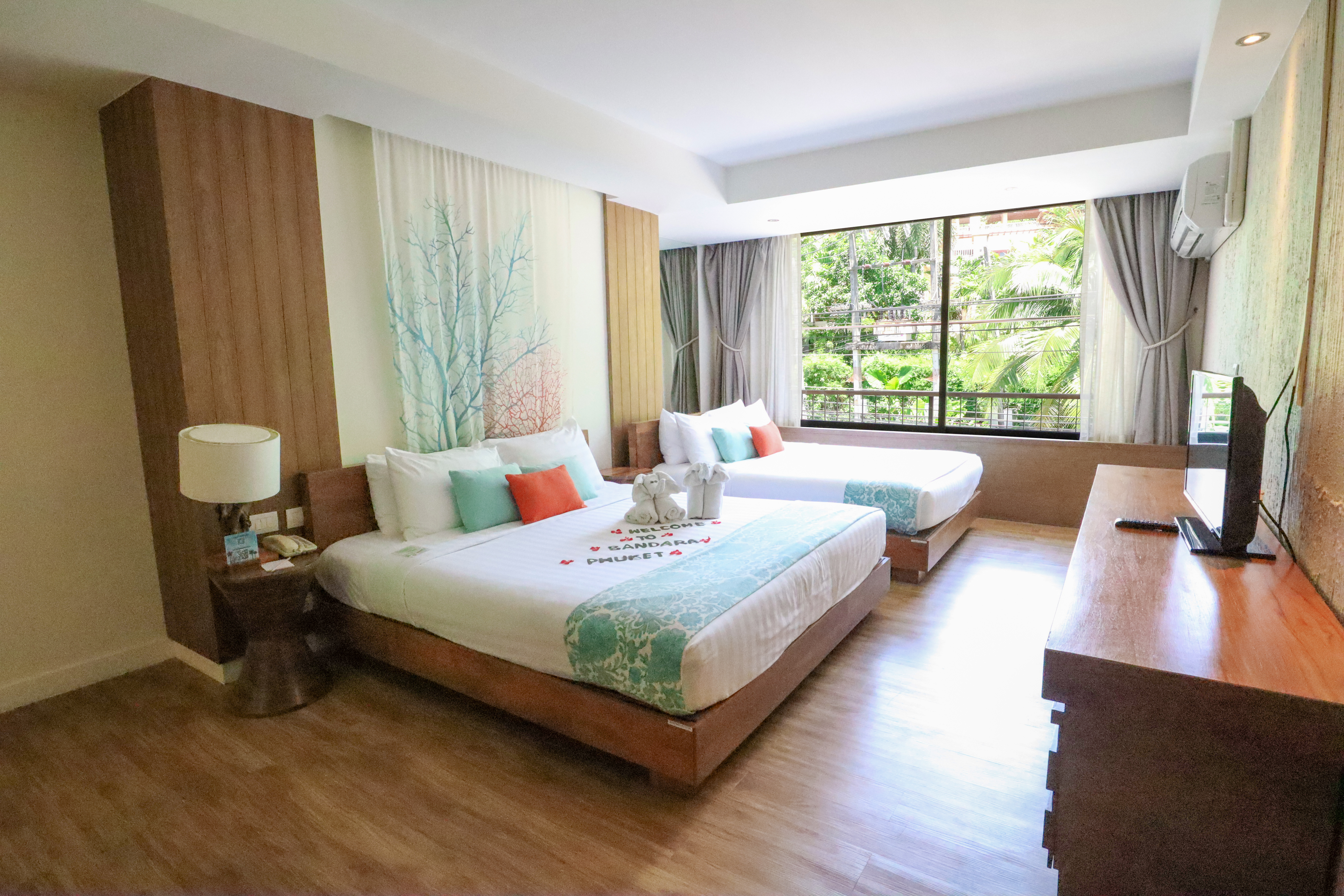 غرفة عائلية بسريرين، Bandara Beach Resort, Phuket 3/4