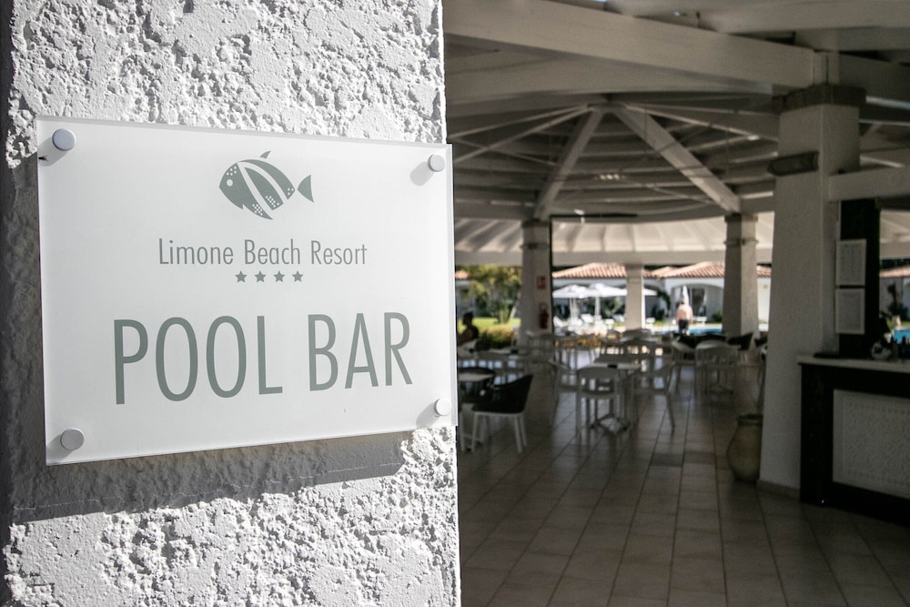 Limone Beach Resort 1/38