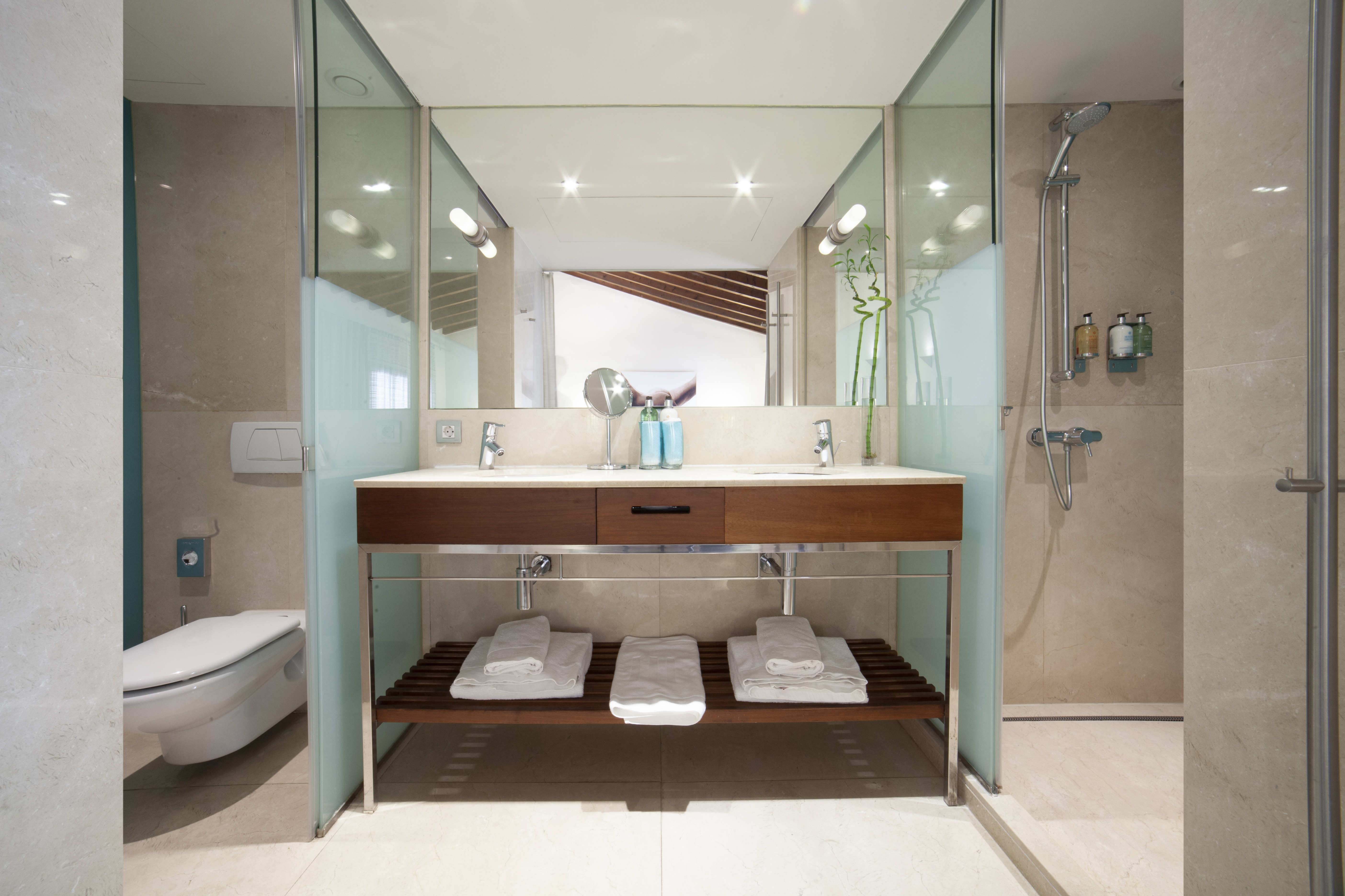 غرفة بريميوم بسرير كينج، Petit Palace Hotel Tres 6/10
