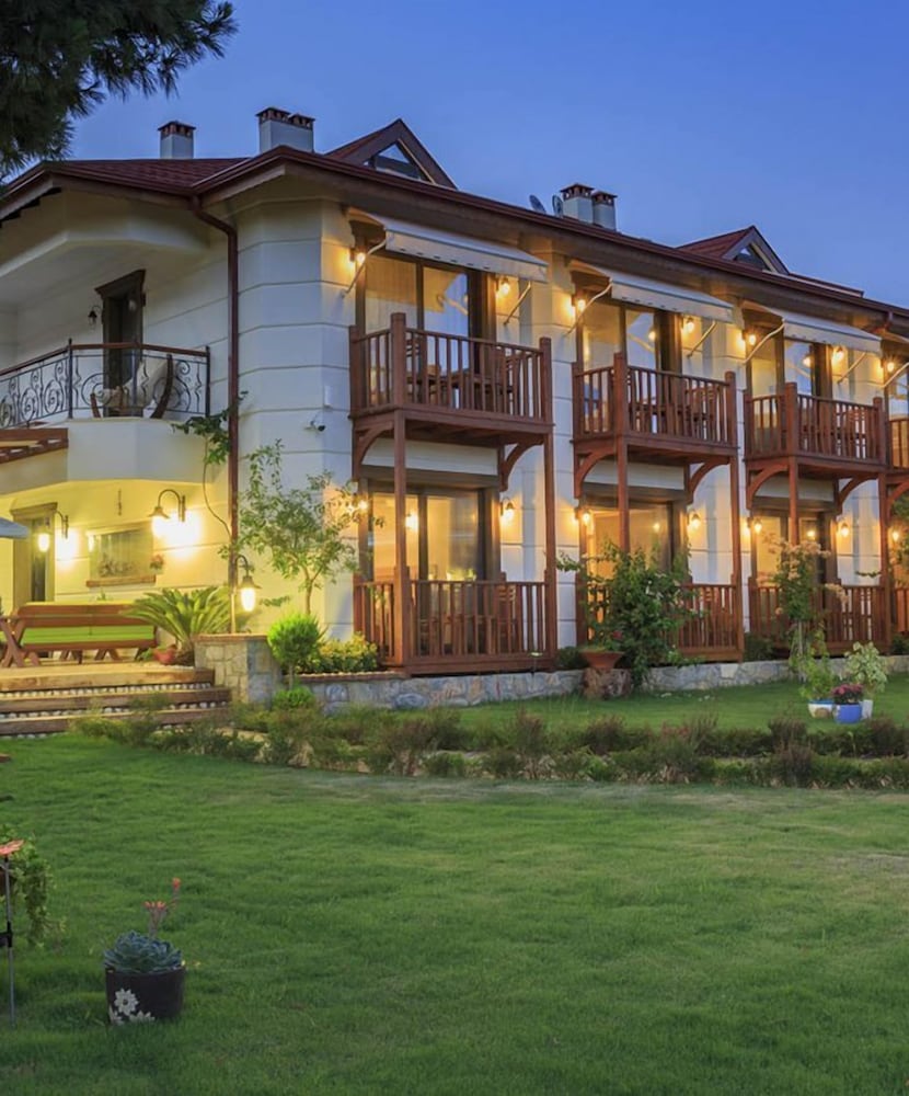 Savana Boutique Hotel 5/50