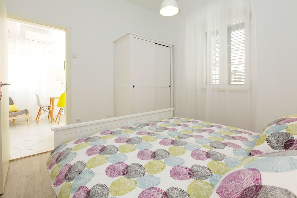 Luxury Seaside Apartments 29/50
