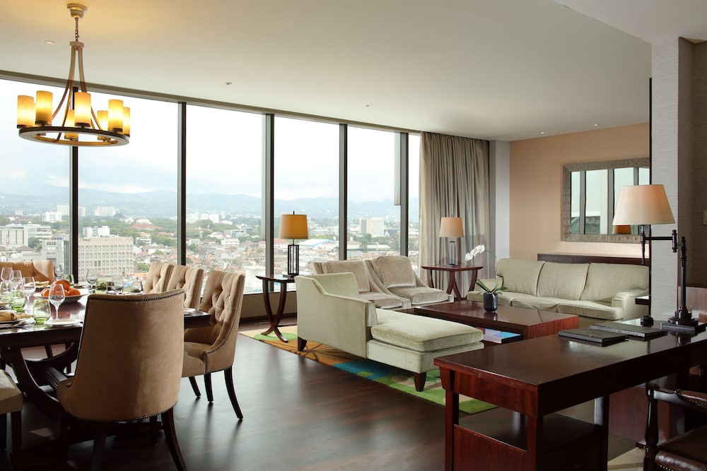 Hilton Bandung 41/54