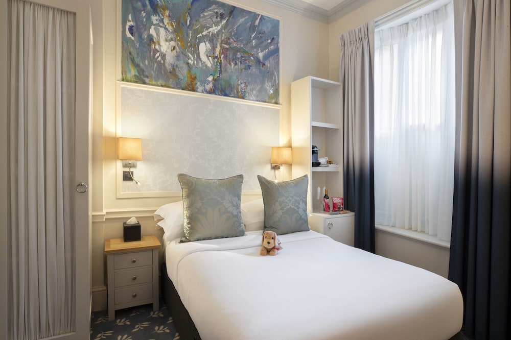 Sloane Square Hotel 38/63