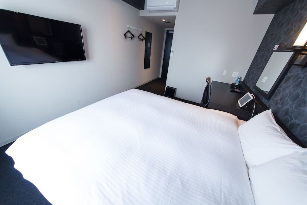 Fp Hotels South Namba 24/68