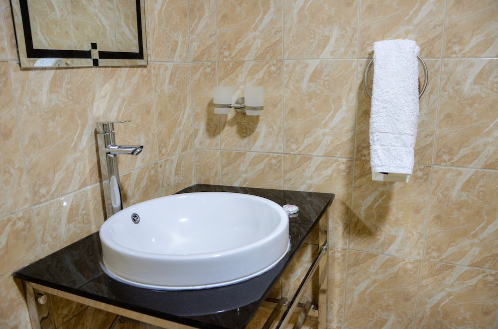 Igar Plaza Hotel 42/42