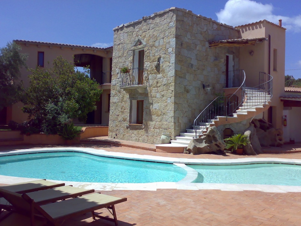 Hotel San Pantaleo 26/29