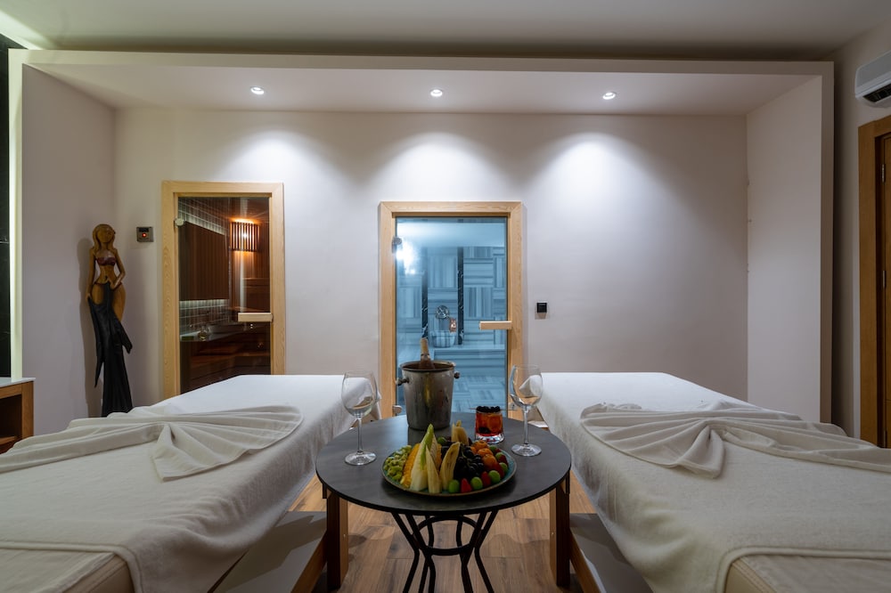 Pearly Hotel & Spa 14/45