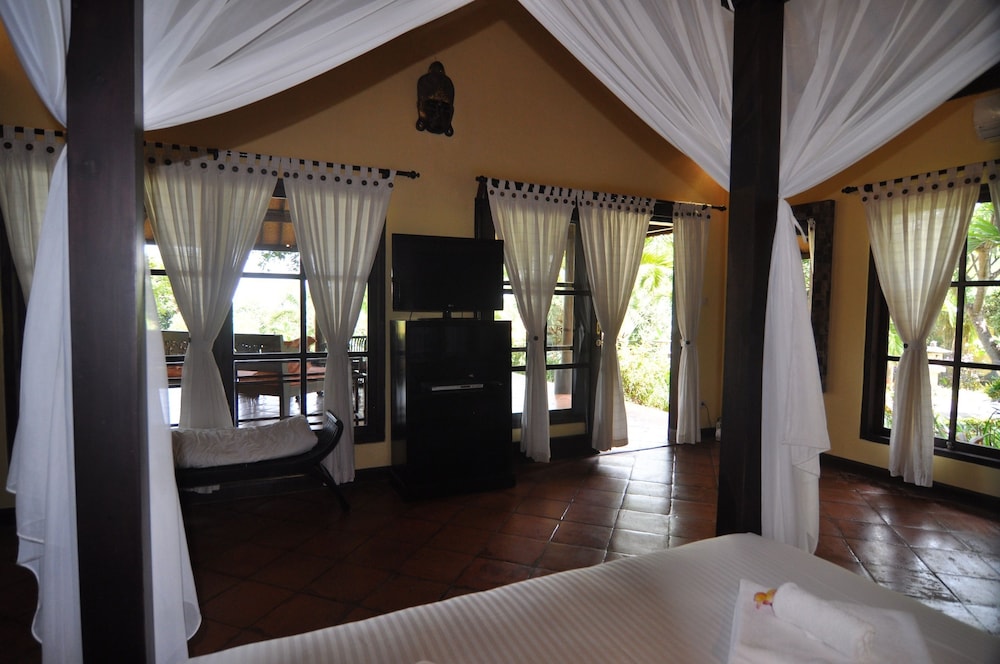 Puri Mangga Sea View Resort & Spa 29/66
