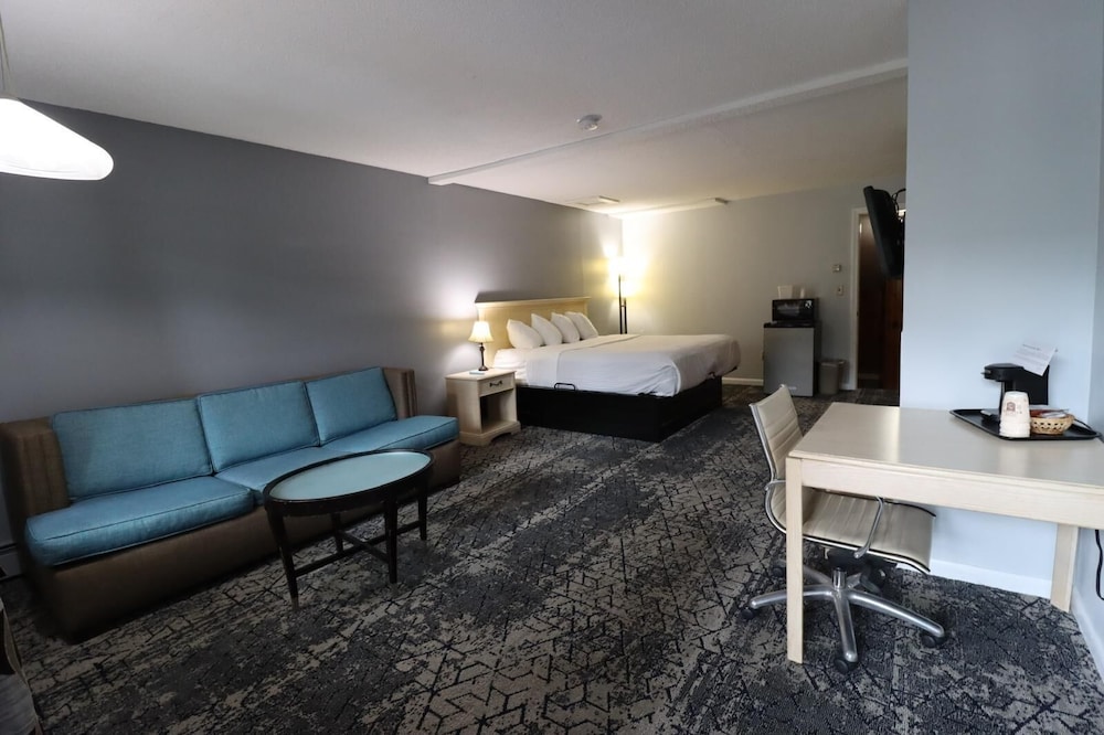 Travelodge By Wyndham Lincoln Near White Mountain 39/53