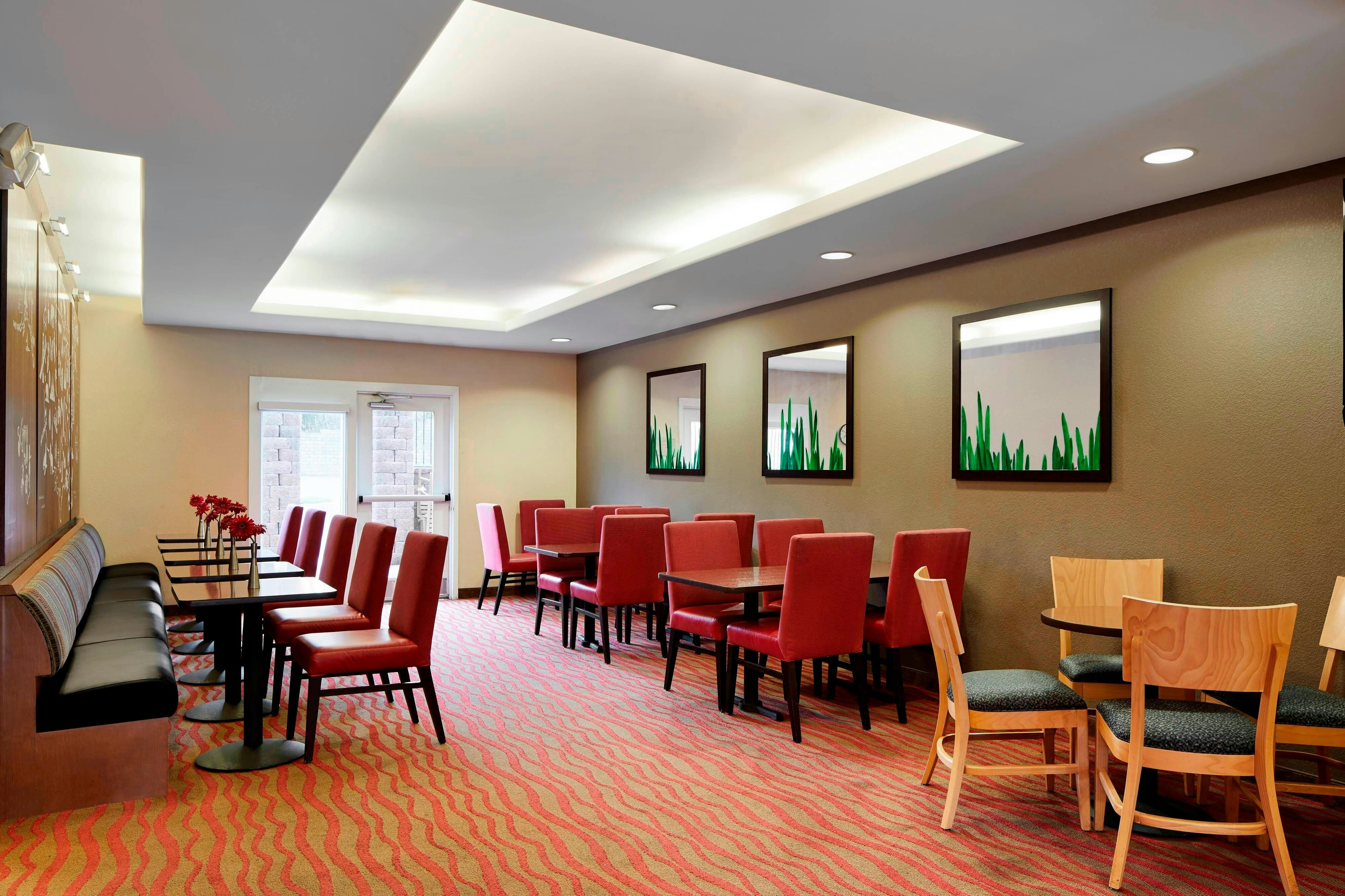 TownePlace Suites by Marriott Harrisburg Hershey 10/12