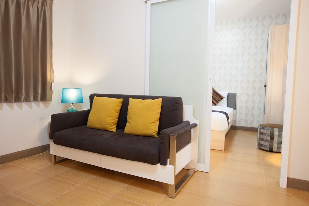 Orawan Suites 19/25