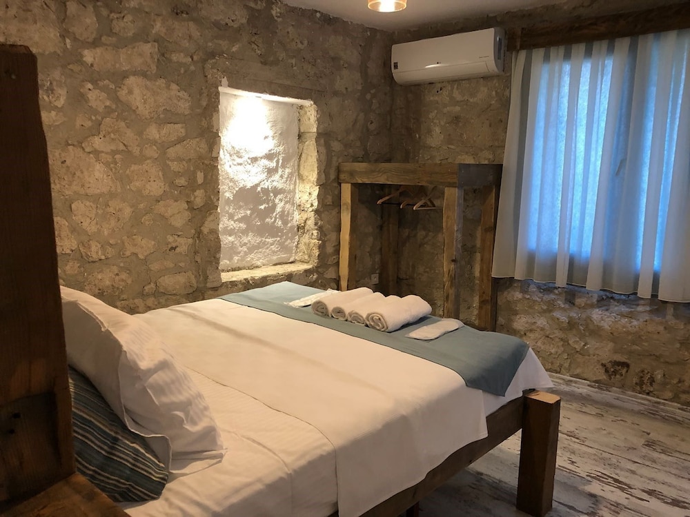Livan Hotel Deluxe 31/57