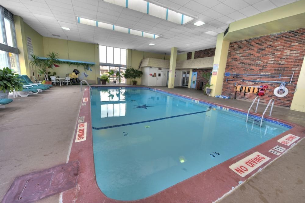 Silver Beach Hotel 24/50