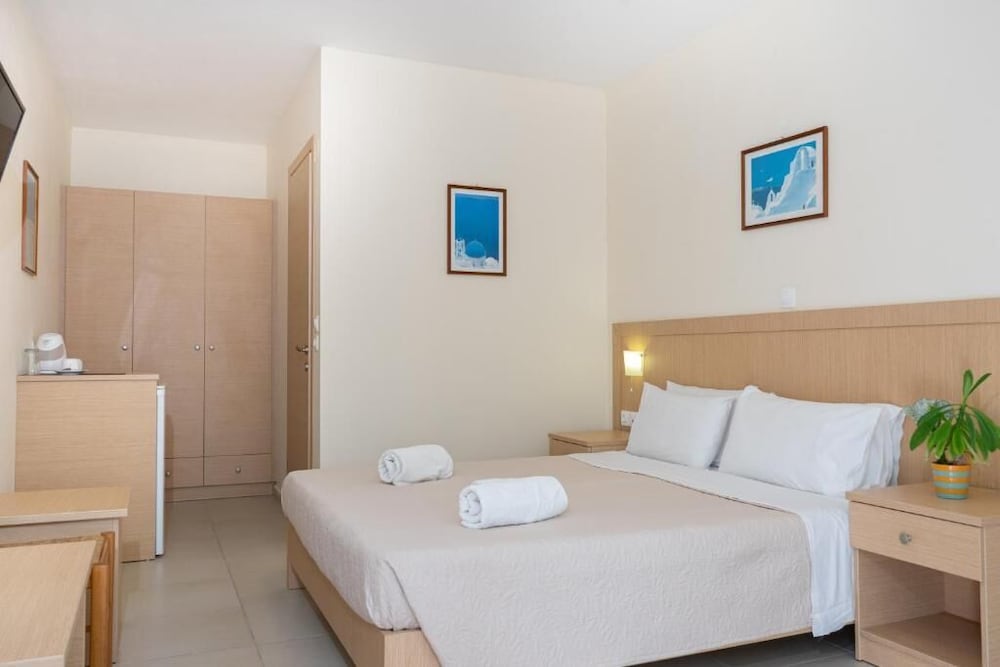 Thalassi Hotel 4/36