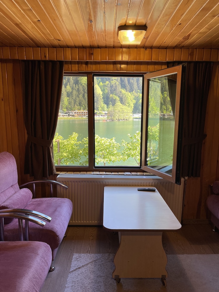 Ozkan Hotel 37/50