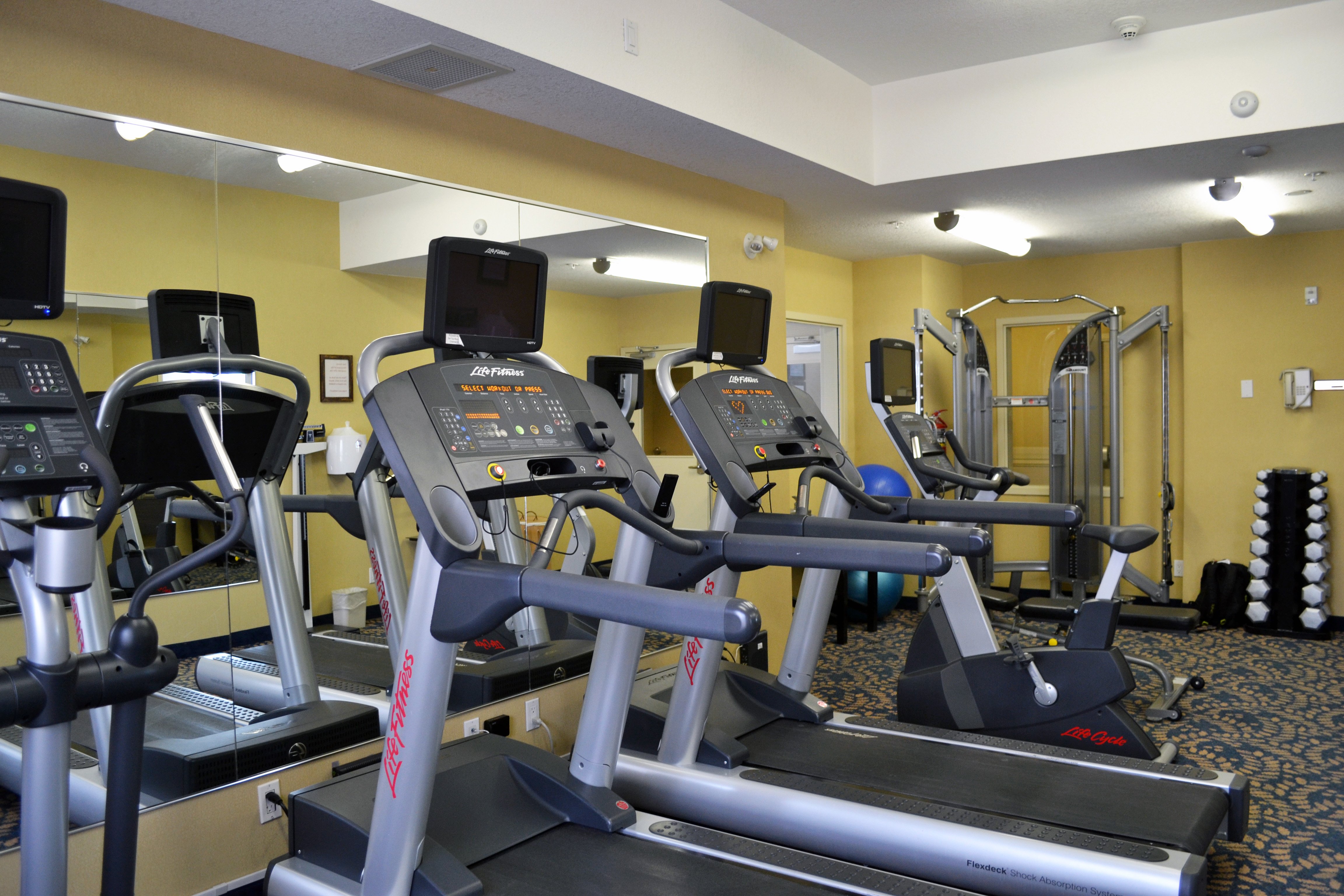 Holiday Inn Express Hotel Suites Edson 26/50