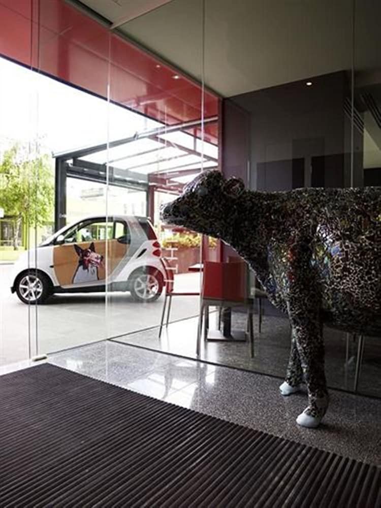 The Cullen Melbourne - Art Series 53/56
