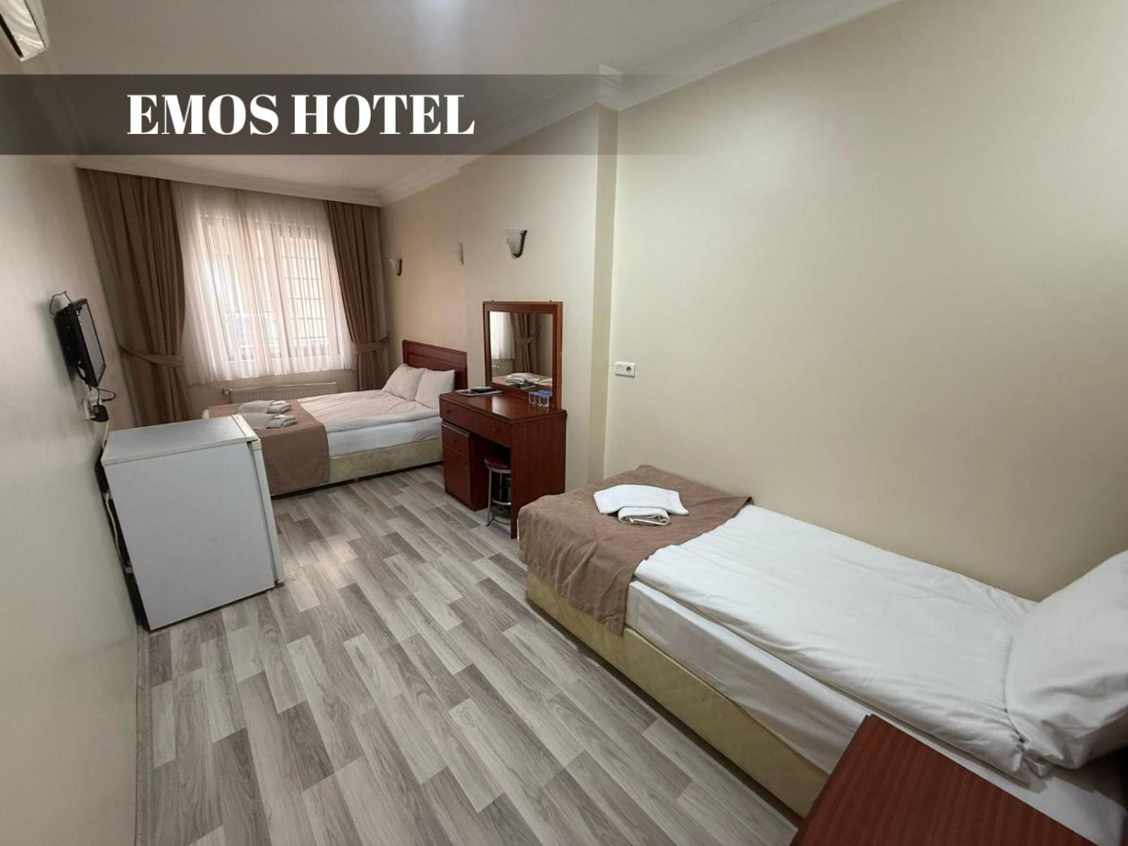 Emos Hotel 11/36