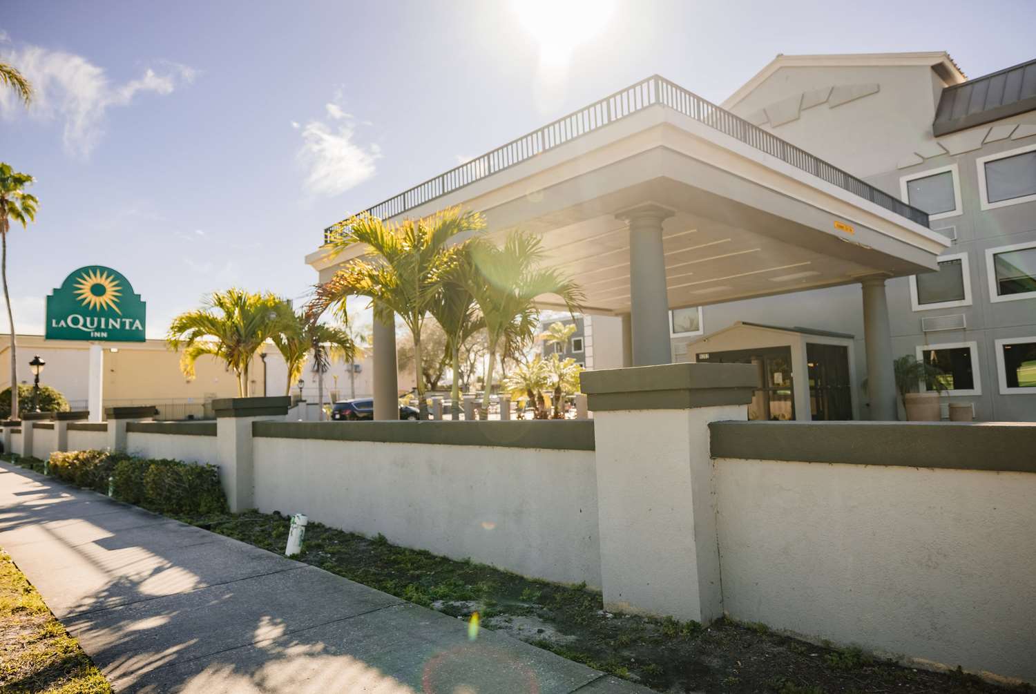La Quinta Inn by Wyndham Tampa Near Busch Gardens 59/66