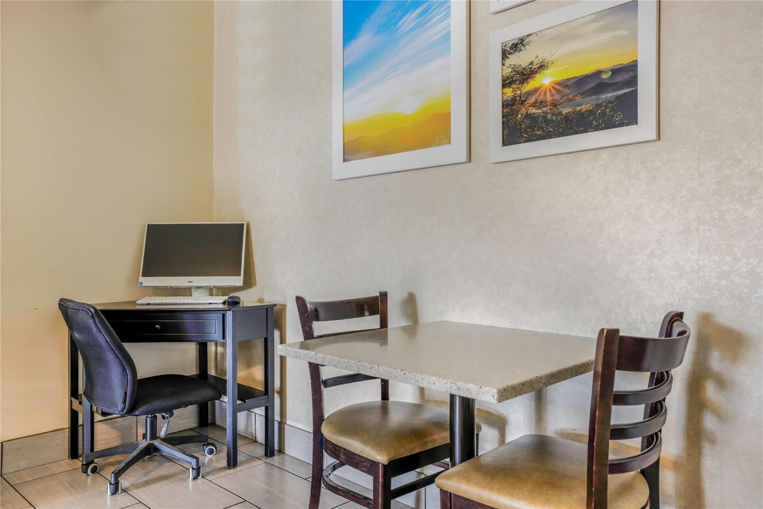 Days Inn by Wyndham Cortez 14/15