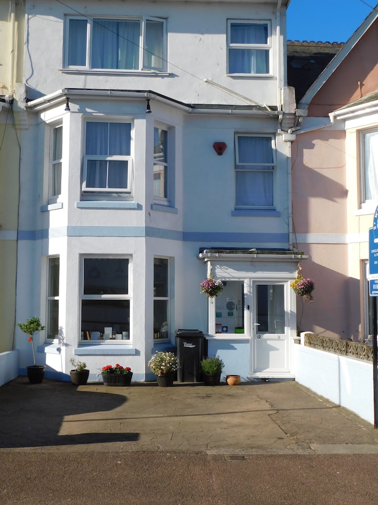 St. Weonards Hotel 25/33
