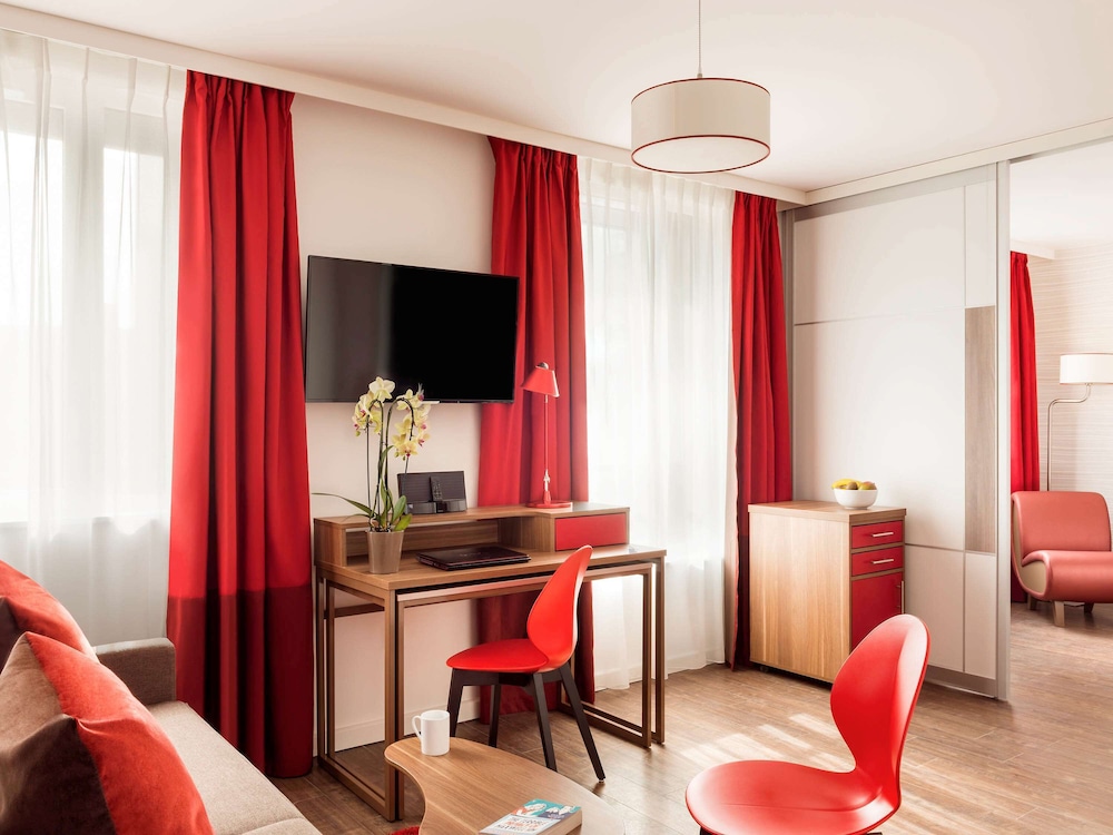 Aparthotel Adagio la Defense Courbevoie 40/70