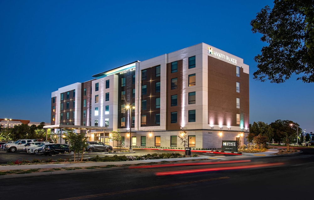 Hyatt Place Newark/Silicon Valley 4/64